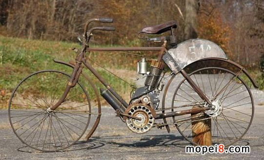 105歲印度限量古董摩托車