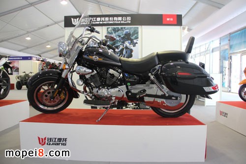 錢(qián)江貝納利亮相2013中國(guó)國(guó)際摩托車跨國(guó)采購(gòu)洽談會(huì)
