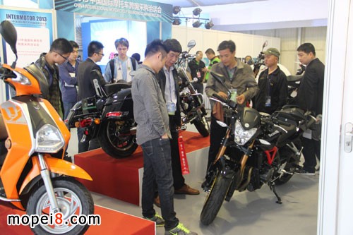 貝納利摩托車現(xiàn)身2013中國(guó)國(guó)際摩托車跨國(guó)采購(gòu)洽談會(huì)
