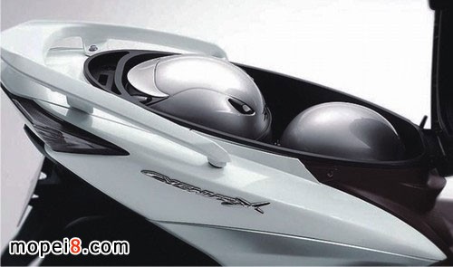 2013款雅馬哈YAMAHA CYGNUS-X XC125摩托車