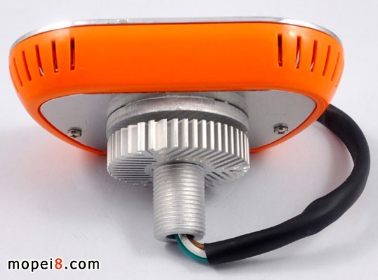 ͨĦ܇LED(LED)߲ҹП