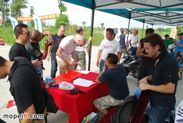 CFMOTOĦ܇L650Ϻȫ{Ӗ