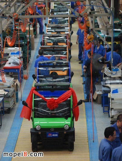 大陽摩托第一臺四輪車CHOK(巧客)下線