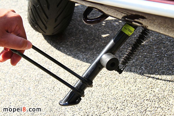 意大利比亞喬Vespa摩托車側柱停車架