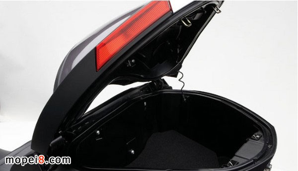 美國勝利機車Victory 威神VisionTour豪華巡航車