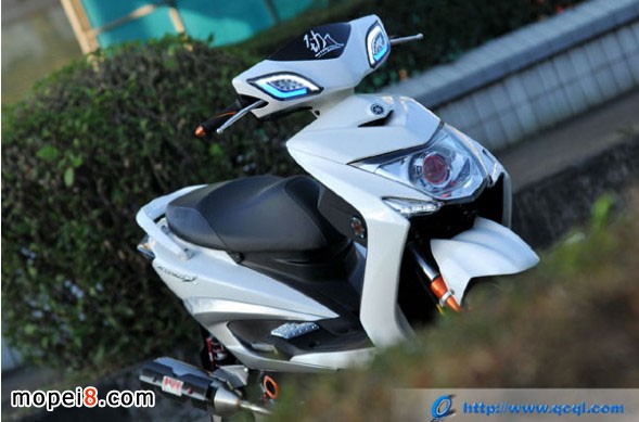 Yamaha Cygnus X摩托車