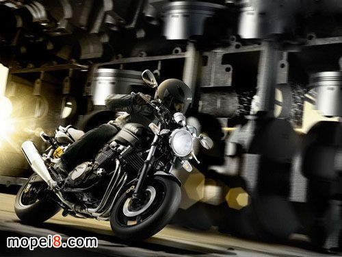 YAMAHA XJR1300雅馬哈摩托車