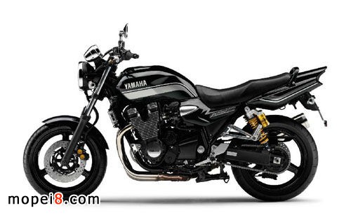 YAMAHA XJR1300雅馬哈摩托車