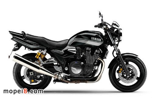 YAMAHA XJR1300雅馬哈摩托車