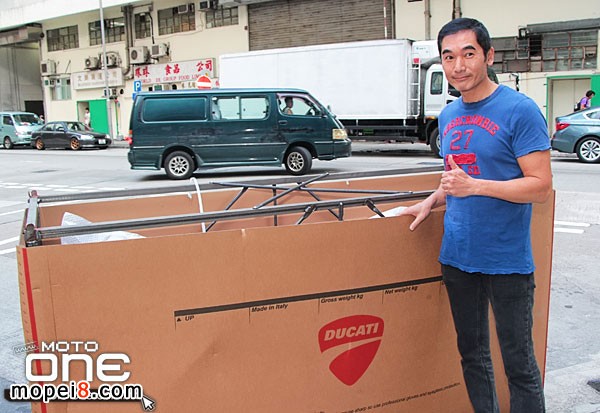 方中信DUCATI Panigale1199S ABS開箱記