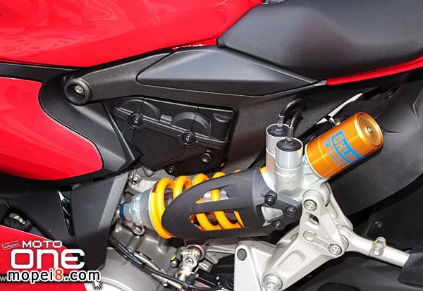 方中信DUCATI Panigale1199S ABS開箱記