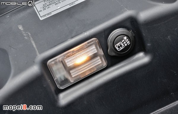 Śٿ_Aprilia SRV850Ħ܇