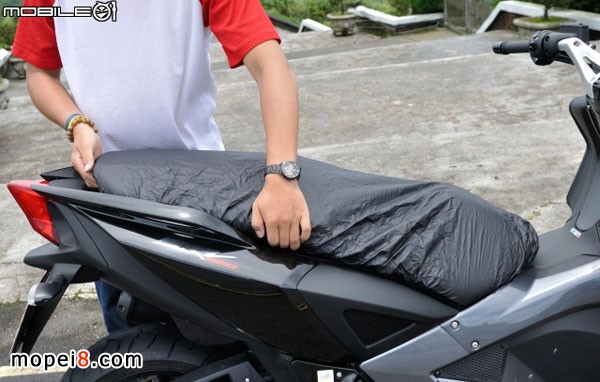 Śٿ_Aprilia SRV850Ħ܇