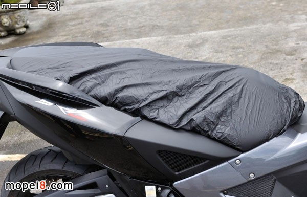 Śٿ_Aprilia SRV850Ħ܇