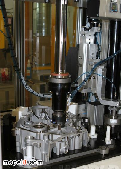 Ducati1199Panigale發動機裝配線大揭秘