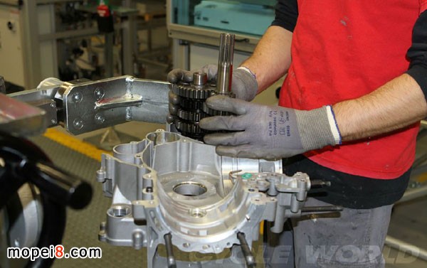 Ducati1199Panigale發動機裝配線大揭秘