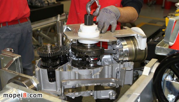 Ducati1199Panigale發動機裝配線大揭秘