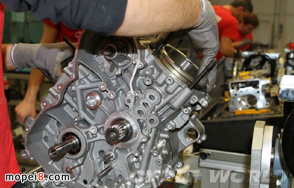 Ducati1199Panigale發動機裝配線大揭秘