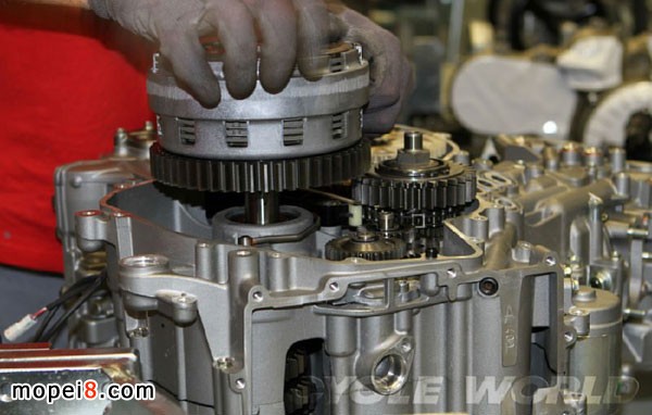 Ducati1199PanigalelәCb侀