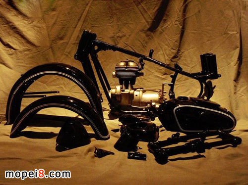 寶馬R26和R27單缸摩托車經典