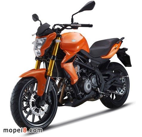 2014年新款錢江貝納利摩托車BenenlliBN600GT