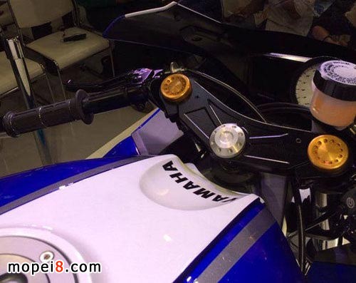 YAMAHA R25雅馬哈摩托車