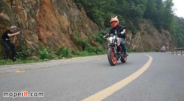 KTM 390 duke試駕