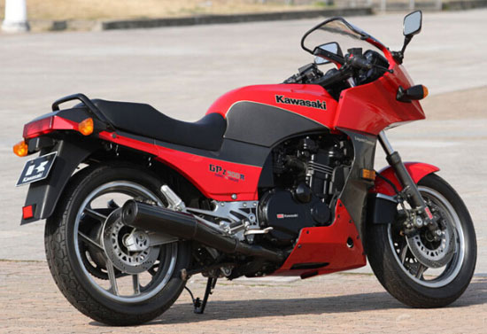 川崎Ninja GPZ900摩托車