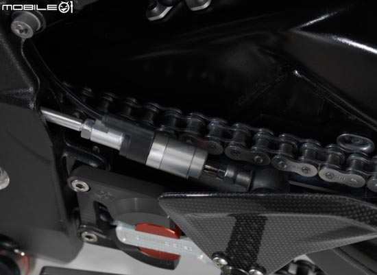 寶馬摩托全新街跑車BMW S1000R