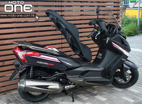 KYMCO摩托車Nikita300-Downtown300i臺灣版