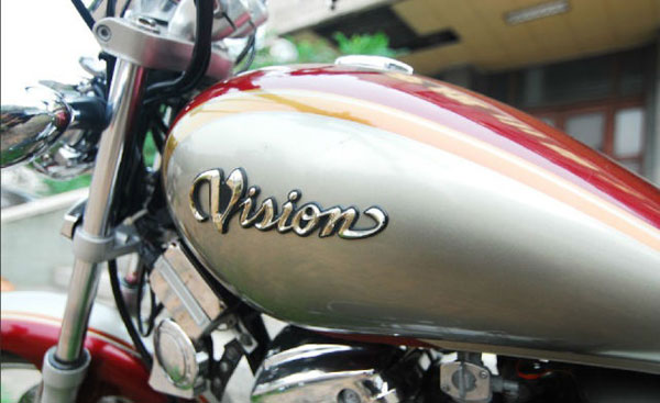 2000款雅馬哈ZY125