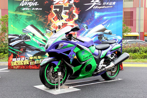 鈴木隼超級摩托車