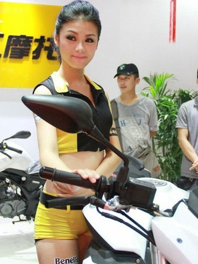 茂名市區首家大排量摩托車錢江貝納利專營店