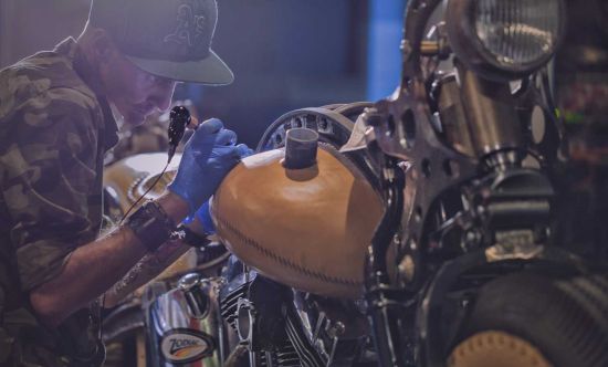 紋身摩托車讓人嘆為觀止的摩托車藝術(shù)品