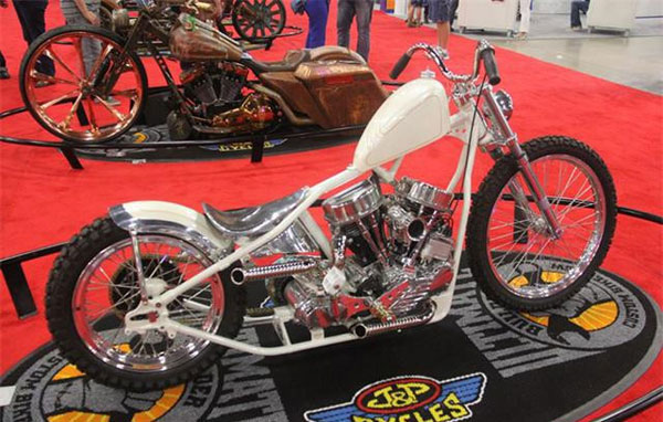 哈雷1952款車型名曰白鷺