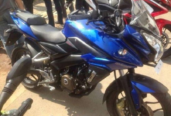 ӡBajaj(Z)\(yn)(dng)ADVĦ܇DƬ