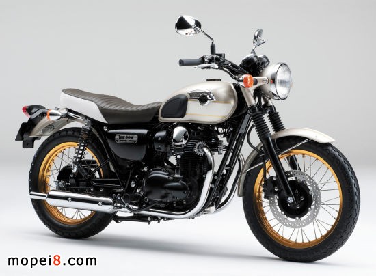 川崎摩托車2015款W800英式復(fù)古街車限量版