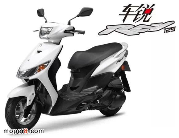 飛鷹車銳全新的運(yùn)動踏板摩托車