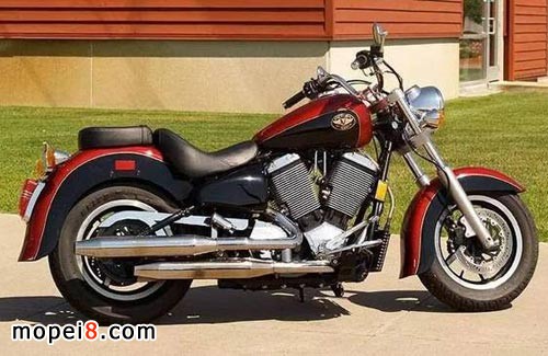 第一輛勝利摩托車1998年